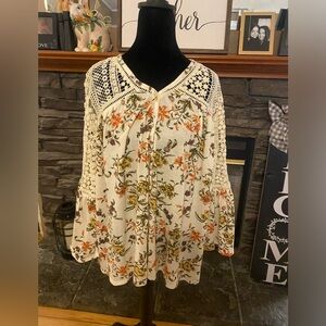 Women’s Cream Y2K Floral Crochet-Sleeve Peasant Top Plus Size